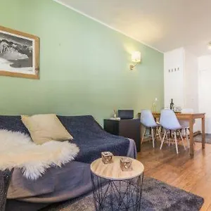 Lognan 2 Apartment