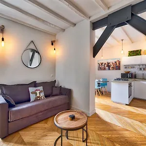 Marie Paradis 15 Apartment