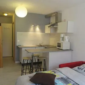 108 Studio Confortable Apartment